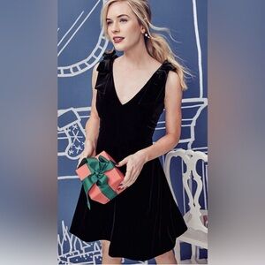 NWT Draper James Black Velvet Bow Dress 8